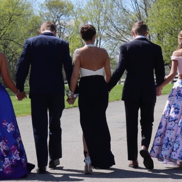 Dress - Picture 8 of 8